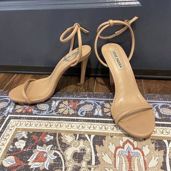 STEVE MADDEN nude heels size 7M- WORN ONCE